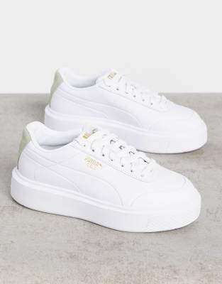 puma oslo pro leather trainer in white and green