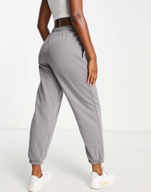 Puma oversized cuffed sweatpants in storm gray - Exclusive to ASOS, 2 of 4