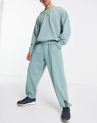 puma oversized joggers