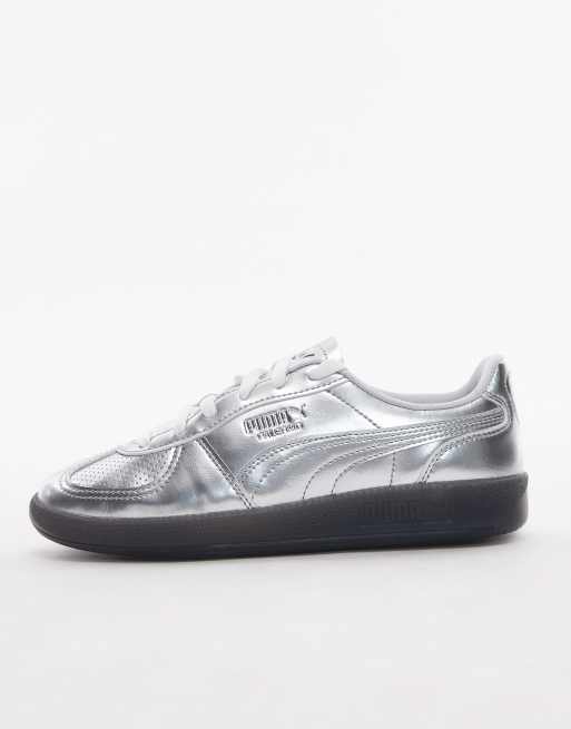PUMA – Palermo – Silvermetalliska sneakers | ASOS