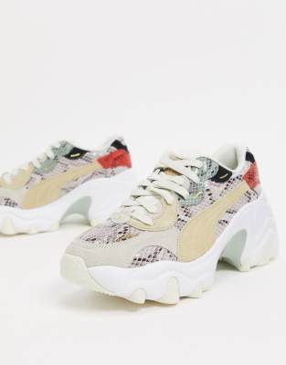 puma wedge trainers