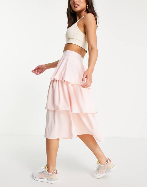 Tiered skirt clearance queen