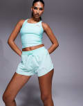 [Puma] PUMA Raceday Ultraweave 3" split shorts in green XL Light green