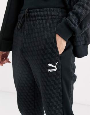 puma joggers black