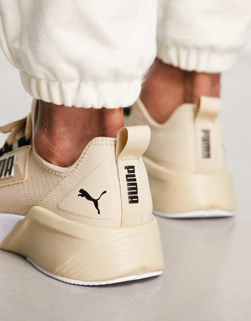 Beige hot sale puma sneakers