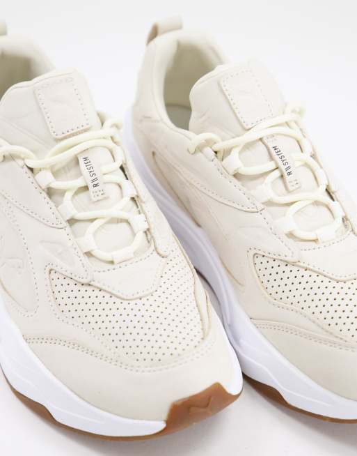 Puma cheap cream sneakers