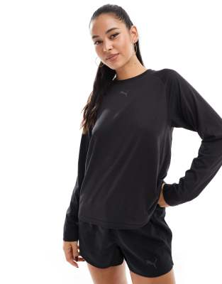 Run long sleeve t-shirt in black