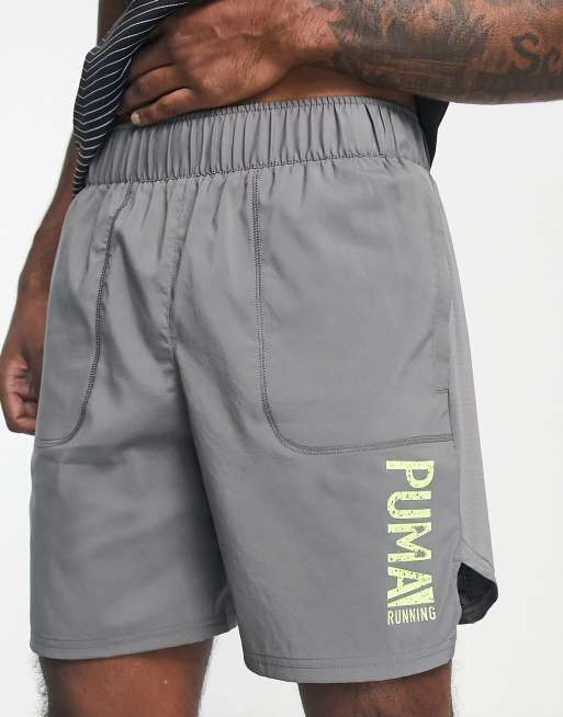 Puma - Run PLCD - 7 inch lange short met grafische print in grijs