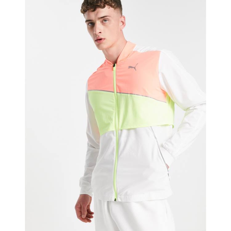 PUMA Run Ultra Jacke in WeiB und Pfirsich ASOS