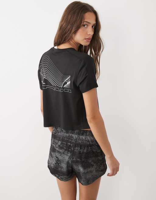 Puma Run velocity printed 3" shorts in black, 5 of 5