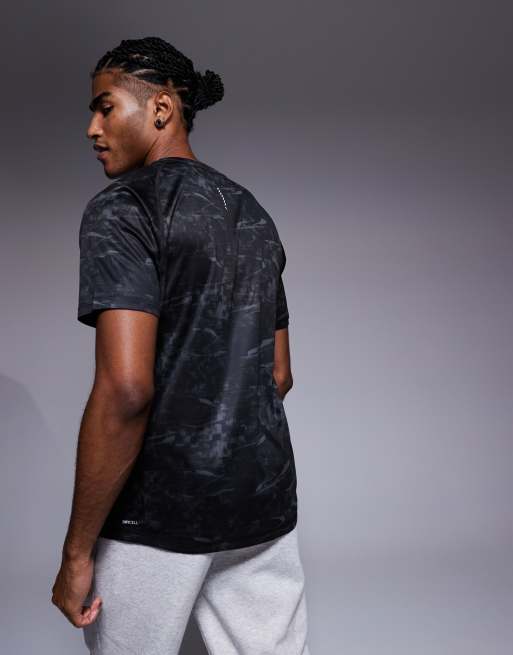 PUMA - Run - Velocity - T-shirt met print in zwart, 4 van 5