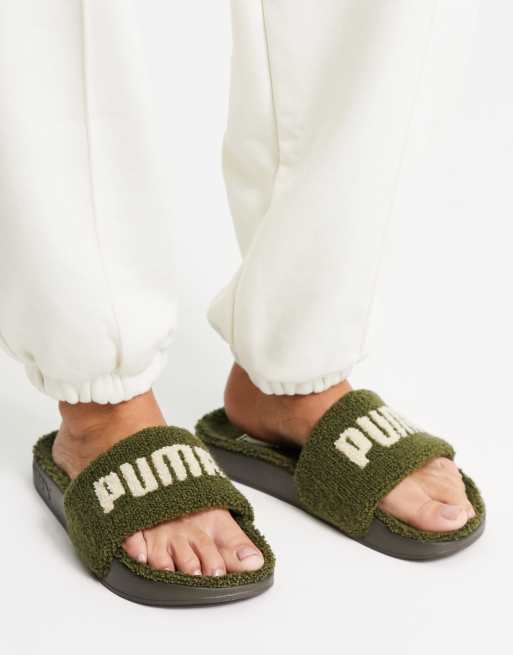 Puma slide hot sale on