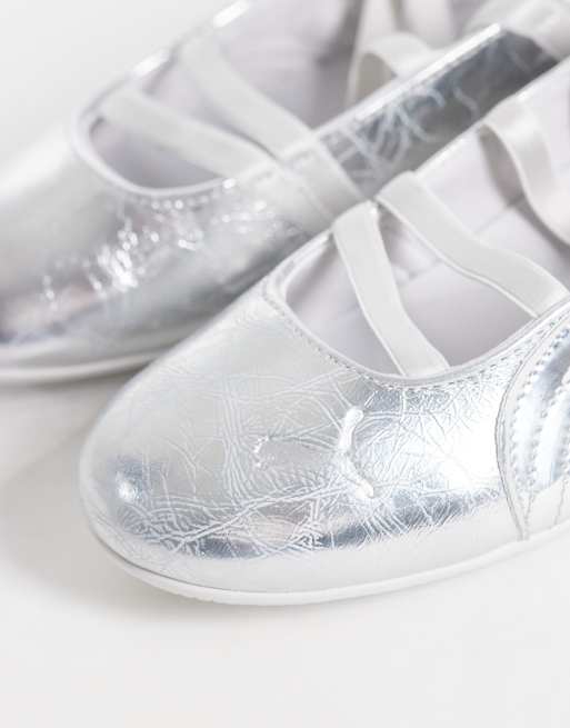 PUMA Speedcat ballet flats in metallic silver, 3 of 5
