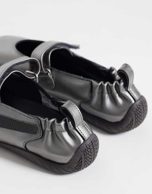 Puma Speedcat Fleur ballet flats in metallic silver, 3 of 5