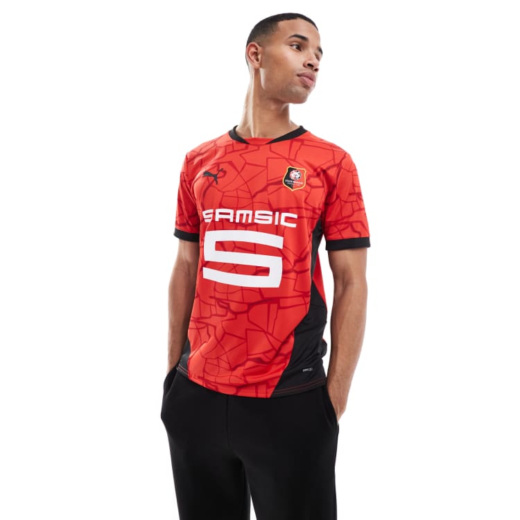 Red and black pumas jersey sales