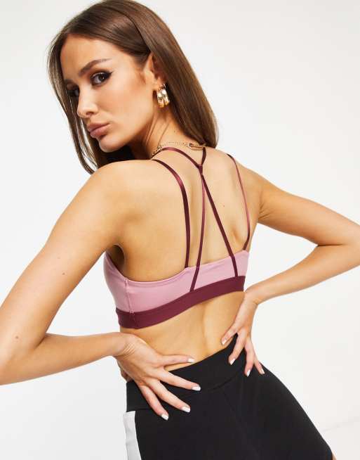 Puma – Studio – Różowy top biustonoszowy z paseczkami