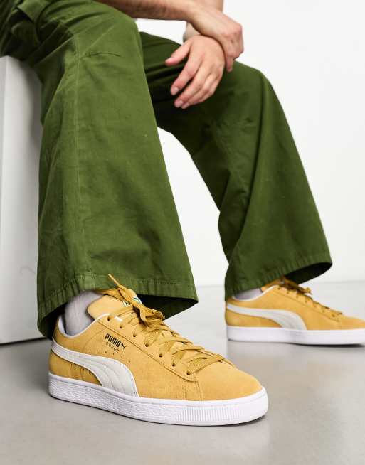 PUMA Suede Classic XXI in mustard and white