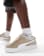 Thumbnail 1 van 5