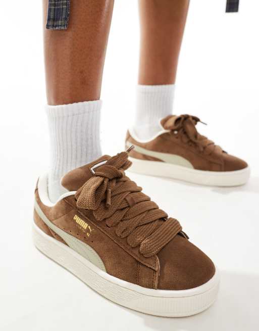 Puma Suede XL trainers in brown and white, 3 of 5
