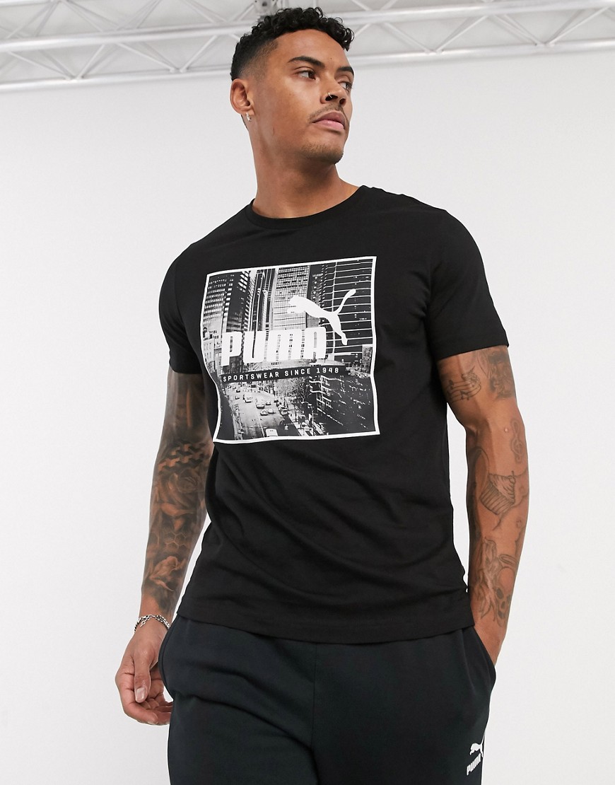 Puma - T-shirt con foto di strada-Nero