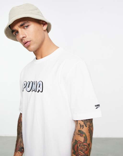 Puma – T-Shirt in Weiß mit Markenname in marmorierter Blasenschrift, exklusiv bei ASOS