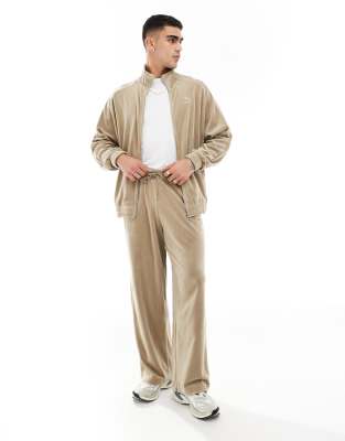 Puma T7 oversized track pants in oak branch-Neutral