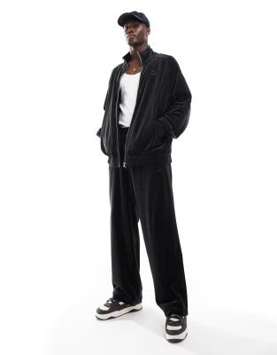 Velour 3