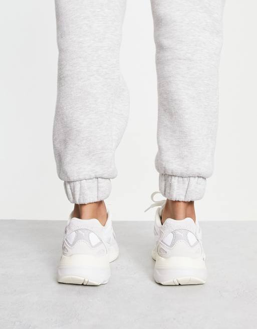 PUMA – Teveris Nitro – Vita och naturfärgade sneakers med textur, 2 av 4