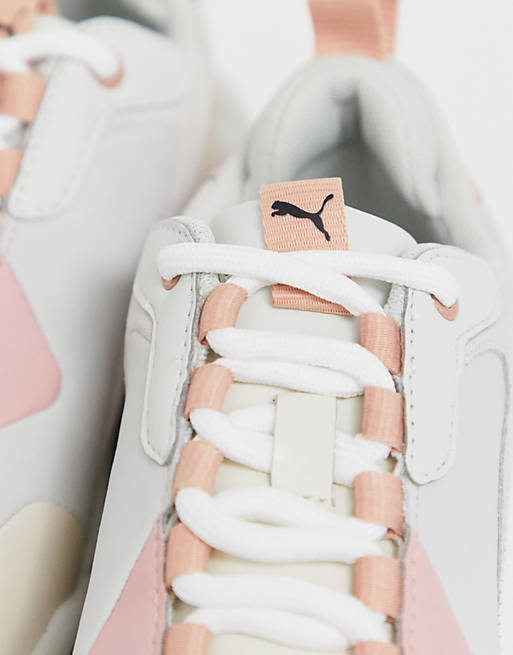 O cualquiera tema Cordero Puma Thunder sneakers in cream and pink | ASOS