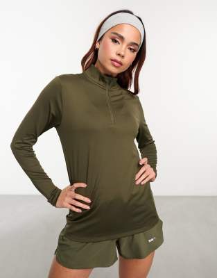 PUMA Training - Evolve - Sweatshirt in Khaki mit kurzem Reißverschluss-Grün