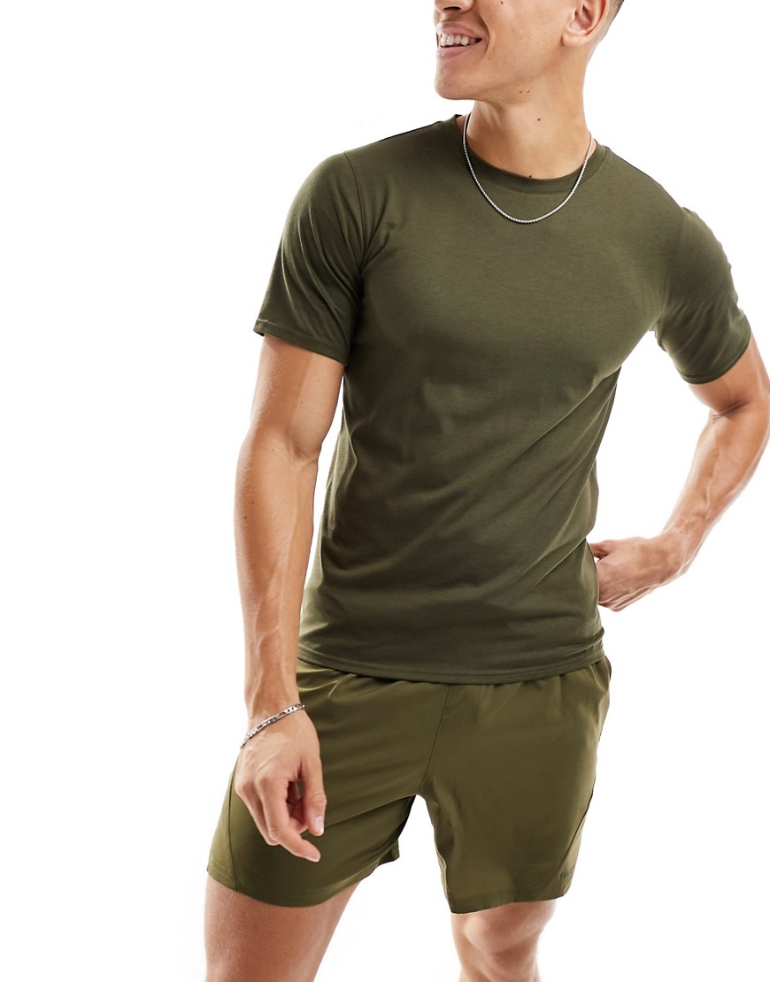 Puma Training Evolve t-shirt in khaki-Green