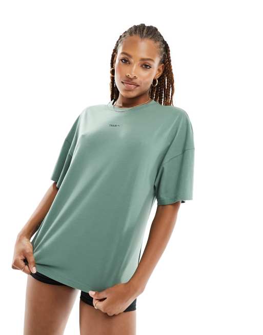 PUMA - Training Evolve - T-shirt oversize verde chiaro