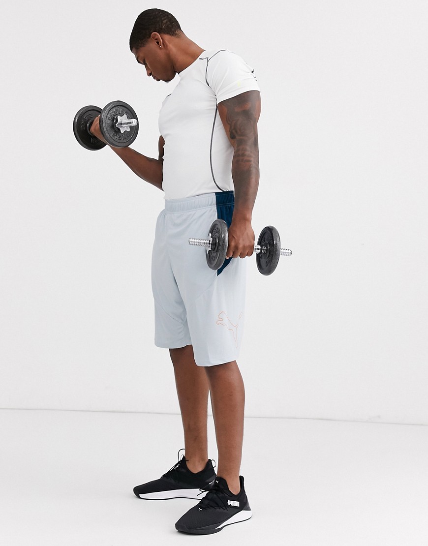 Puma – Training Extract – Grå shorts med sidopanel