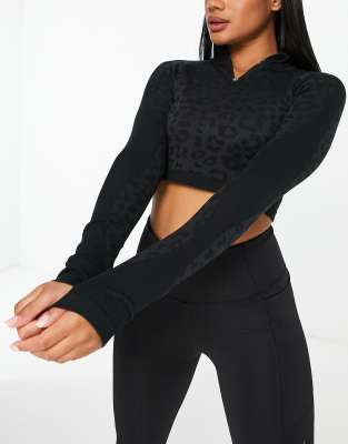 Puma Training Formknit Seamless 1/4 Zip Top In Black Leopard Print