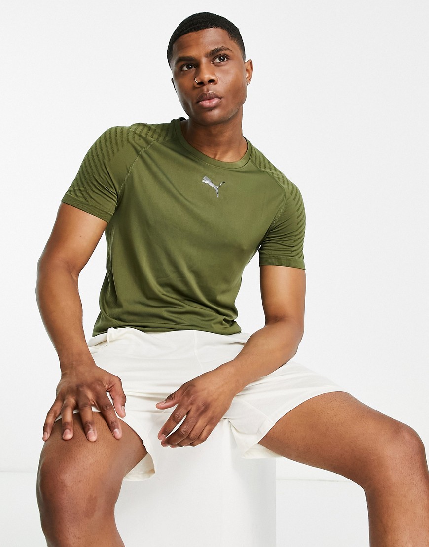 Puma Training Formknit seamless t-shirt in khaki-Green