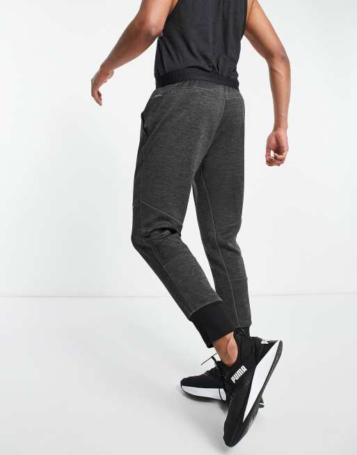 Puma – Training – Jogginghose aus Strick in Dunkelgrau, 2 von 4