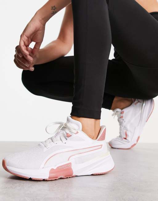 PUMA Training - PWRFRAME Crystalline - Sneakers i hvid og lyserød