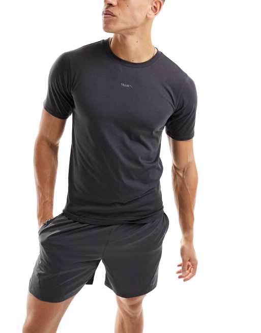 PUMA Training T shirt in black