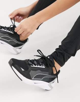 puma training sneakers