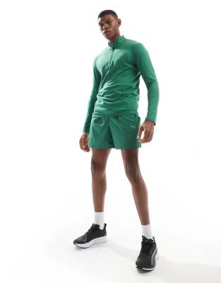 Training Woven 5 inch shorts in vine green