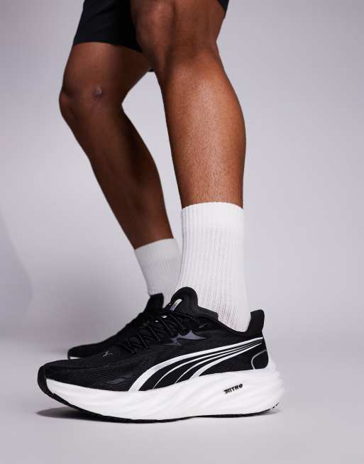 Puma Velocity Nitro 4 trainers in black, 3 of 5