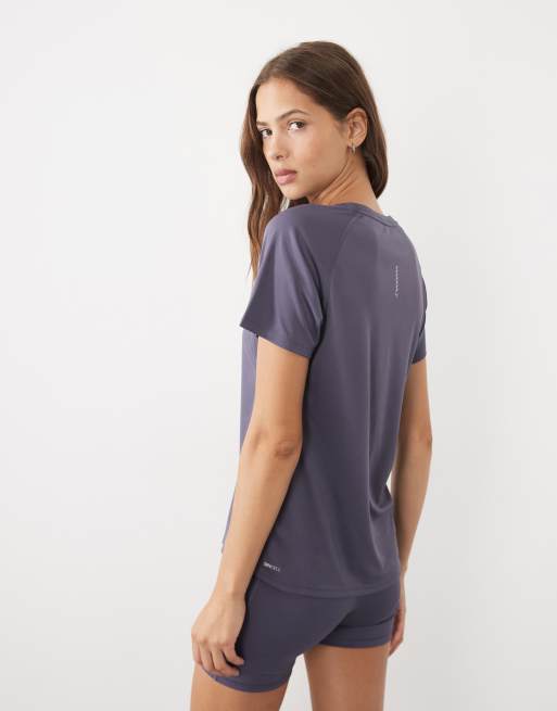 Puma Velocity running tee in gray, 4 of 4