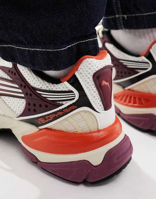 Burgundy and white on sale pumas