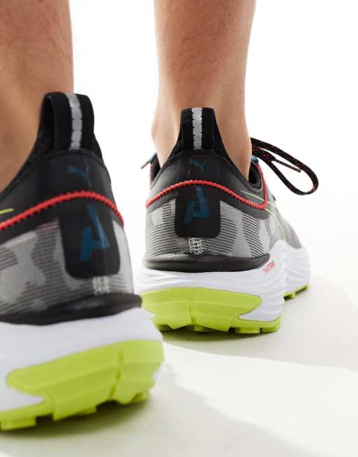 Puma Voyage Nitro 3 running trainers in black, 4 of 5