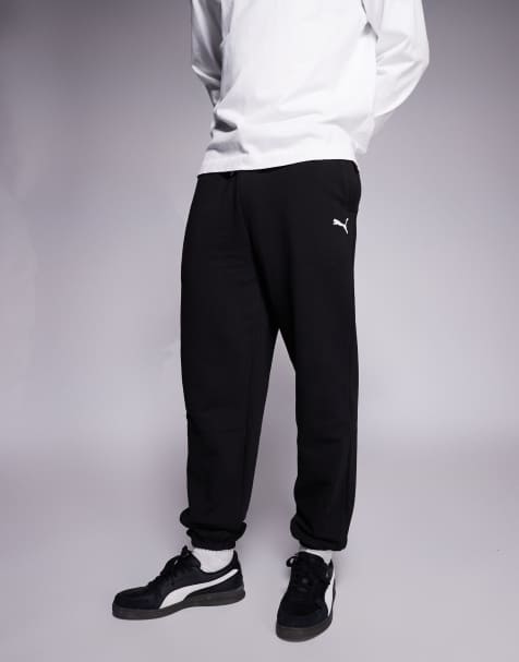 Puma Wardrobe Essentials relaxed sweatpants in black