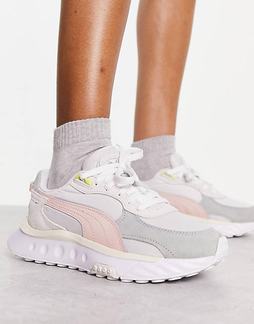 Literatuur onderpand Succesvol Puma Wild Rider Rollin' chunky sneakers in white with light pink detail |  ASOS