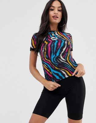 Puma – Wild – Zebramönstrad t-shirt med smal passform-Flerfärgad