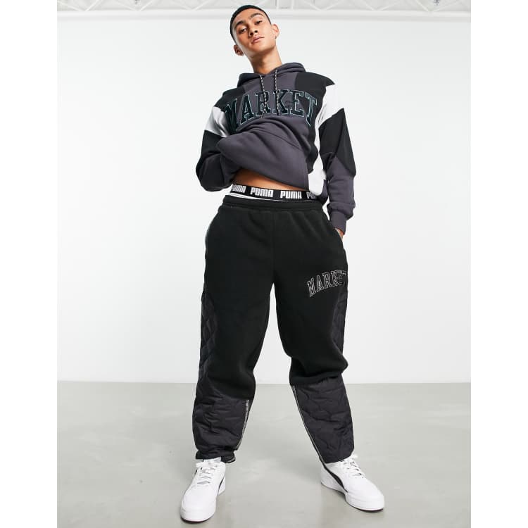 203684883-1-black?$n_750w$&wid