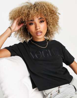 Immuniseren Echt Fictief PUMA x VOGUE - T-shirt met geborduurde graphic in zwart | ASOS