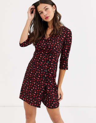 QED London QED London button front wrap mini dress in heart print-Multi